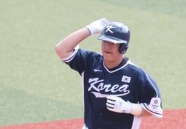 [Chụp ảnh] Noh Si Hwan: 'Tôi đã đánh bại đội tuyển quốc gia''