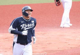 [Chụp ảnh] Moon Bo Kyung: 'Comeback Home với nụ cười kho báu'