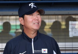 [Фото] Режиссер Рю Джи Хён: "В целом состояние улучшается"