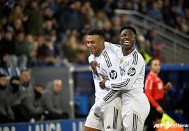 "Con khỉ đã nghe 5 lần rồi."" Mbaffe, đồng nghiệp của anh ấy đã bảo vệ Vinicius. "Họ không thể nói gì với chúng tôi được"... nhắc nhở phân biệt chủng tộc