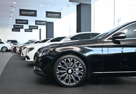 ベンツの直販制度が4月に導入されます··· 本社の「最終交渉案」が最後の変数として浮上し