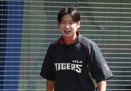 [相片儿] 朴正宇成为'微笑男'了'