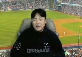 Ahn Ji-man phát biểu với Lotte '4 người đánh bạc': "Chúng tôi cần phải cảnh giác với hình phạt mạnh mẽ, nhưng chúng tôi phải làm cho bóng chày có thể chơi lại".