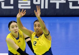 [Фото] "Мой мяч!!' человек.