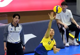 [Фото] Джастис, который «поддерживает»