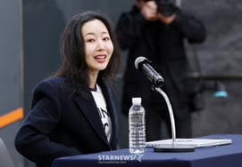 Min Heejin, another press conference [★ Photo]