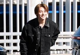 I.N (Stray Kids) tươi cười rạng rỡ [★Ảnh]