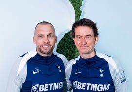 «Я не могу это съесть»' Раскрыл шок "Тоттенхэма", который ушел Сон Хын Мин, и ушел в отставку главного тренера "32 дня после вступления в должность" "клуб просил остаться, но..."