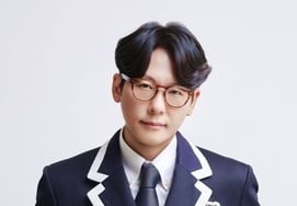 The Cross Ishiha Takes Office as 25th Chairman of Mjeohyup "Changes the sales within 4 years."