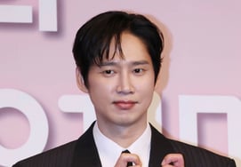 "未婚男女"朴成勋再次向日本上传淫秽视频道歉，"以慎重、严肃的态度相处""