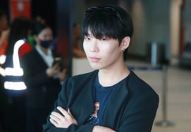 Ли Чхан Хёк, Хан Ха Ем песня года + трехкратный победитель.Дженни 'Лучший K-pop' [Всплывающие подсказки]