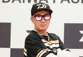 Как всегда, за распространение ложной информации штраф в 2 миллиона вон..."Как минимум пять исследований". [человек.]