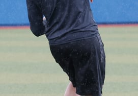 [相片儿] 奇里诺斯的"跟随节奏的背影"