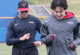 [相片儿] 奇里诺斯，冲绳舞蹈王