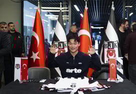 «Великий синдром Ох Хён Гю» продал 10 000 униформ даже за пределами стадиона «Коробка»