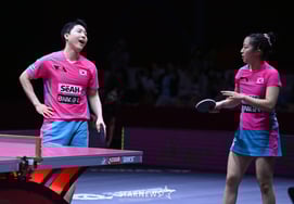 Вывески для настольного тенниса Шин Ю Бин, Лим Чен Хун и Хонбок, занявшие второе место в сингапурском Smash... Женский одиночный разряд также в финале [Смайлик WTT Singapore]