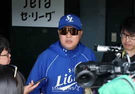 [Фото] Тренер Пак Джин Ман 'Good Experience'