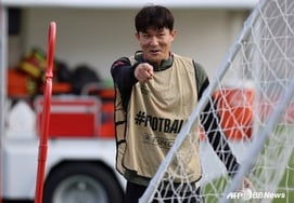 «Выбирает дыхание после полного бега» Ким Мин Чжэ, добавляется дополнительное время... Мюнхен, "Der Classique" 3-2 победу в интригах "Kane Multigol Bros."