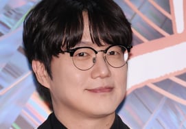 Lee Hyo-ri and Park Bo-gum focused on Sung Si-kyung.."The Seasons will be the new MC" [Official]