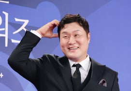 隐瞒年龄了吗？尹京浩，停车投诉警察出动→69年生人提出疑惑（《演技之城》）