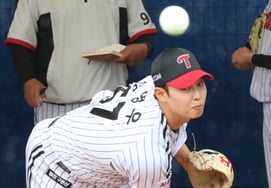 [Фото] Ким Ён У 'Фейерверк пухун'