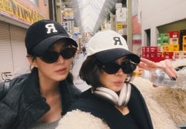 Джи Со Ён отправилась в Японию незадолго до Дня Независимости.В конце концов яблоко "моя трещина" [Эксперт]