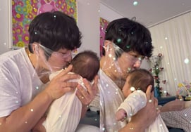 KCM, who hid his wife and two daughters for 13 years, has difficulty breathing while holding his third son in his arms. "I can't breathe."