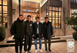 "我亲自见到了李强仁和金珉载。" 洪明甫教练巡访伦敦、慕尼黑、巴黎，完成"欧洲派检查"工作，"外部环境不会动摇""