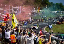 BMW M Motor Sports thử thách giành chức vô địch tổng hợp lần thứ 22 lúc 24h tại Nurburgring.