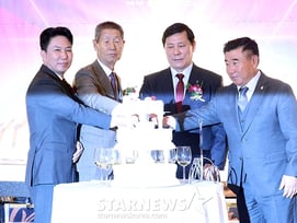 양현종 회장 이어 결국 은퇴선수까지 나섰다 "선수 향한 악성댓글, 법률자문과 함께 책임 묻는 방안 대응"