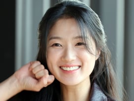 김혜윤, 변우석과 나란히..'AAA 2025' 인기상 사전투표 1위