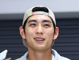 "결과 내기에 급급했다" 아쉬움 남은 이정후 귀국, "내년엔 더 좋은 성적 낼 것"