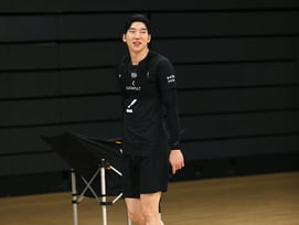 새 시즌도 '주장 완장' 허수봉의 각오 "두 마리 토끼 잡겠다... 통합 2연패·개인상"