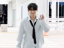 BTS 뷔 공항패션 '히로노 인형'품절 사태, 포브스"태형 덕분...라부부 이을 대세될듯"[K-EYES]