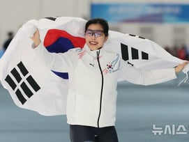 '무서운 샛별' 이나현, 스피드스케이팅 대표 선발전 여자 1000m 1위... 김민선 2위