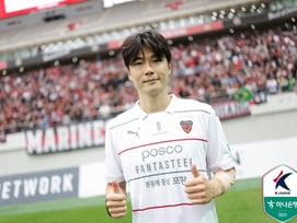 '기성용 더비'서 펄펄 난 기성용, '환상 프리킥 도움' 작렬... 포항, 서울 2-1 격파