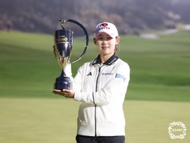 'LPGA 진출→KLPGA 최종전 우승' 황유민, 세계랭킹 4계단 상승 '29위'로 점프