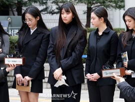 "시간차 발표? 이미 전원 어도어 복귀 의사 있었다" 뉴진스 컴백 막전막후 [★FOCUS]