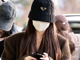 르세라핌 홍은채 '겨울이 왔어요'[★포토]