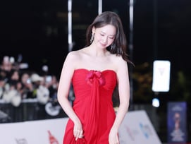 윤아, 꽃처럼 아름다워[★포토]