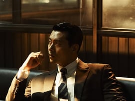 '손예진♥' 현빈, 부와 권력 향한 야망..얼굴 갈아 끼웠다 [메이드인코리아]