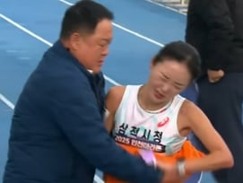 女 선수 성추행 논란→감독 해명→당사자 추가 폭로 "커리어 끊길 수 있지만... 용기 냈다"