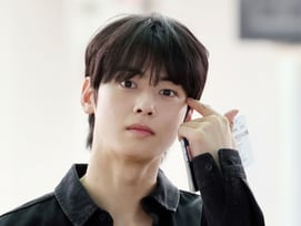 '군 입대' 차은우 위해..반려견 동동이도 출격