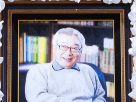 故 이순재 "인생 좀 손해 본 듯 살아도 괜찮아"..진짜 어른이 남긴 것 [★FOCUS]