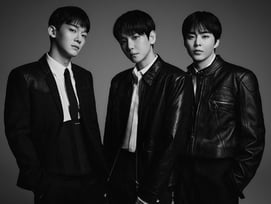 엑소 첸백시, 홍콩 화재 피해 복구 위해 50만 홍콩달러 기부 "일상 회복하길"