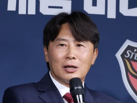 김기동 감독 "여기서 멈추지 않겠다, 더 강한 FC서울 만들 것"
