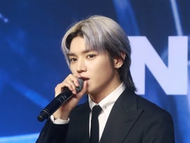 NCT 태용, 팬들 곁으로..오늘(14일) 해군 만기 전역