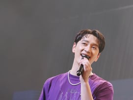 황찬성, 2PM 아닌 솔로로 또 다른 출발..日 투어 피날레 장식