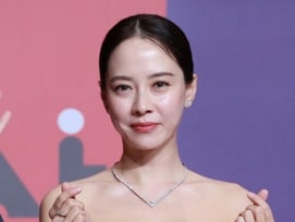 '8년 열애' 송지효 "제 남친이에요" 깜짝 고백[스타이슈]