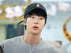 '콘서트 극장개봉' 방탄소년단 진, 전 세계 홀린 美의 남신..'RUNSEOKJIN_EP.TOUR THE MOVIE' 포토 공개